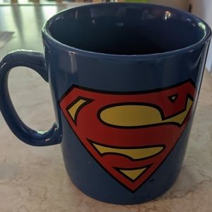 Large Superman cup